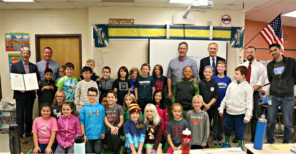 Senator Tom Killion visits Mr. Ambrosino's class 